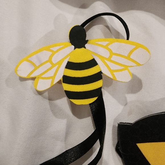 Miraculous Queen Bee Costume, Size 4-6 - Picture 5 of 15